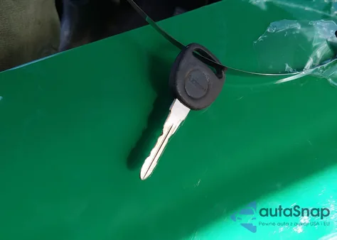 2004 Chevrolet S-10 Ls from USA, damaged, VIN 1GCDT13XX4K125301